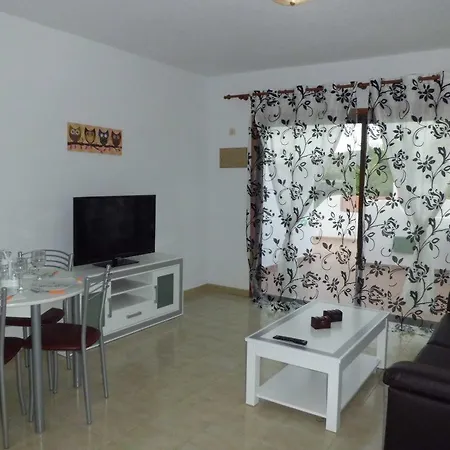 Parque شقة طوستا ديل سيلونثيو
